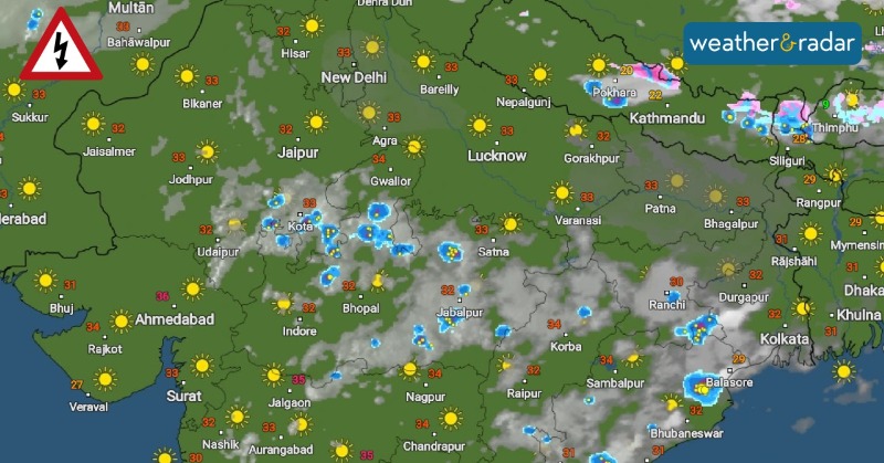WeatherRadar_IN's tweet photo. ⚡Thunderstorms with lightning to commence over many parts of Central India from tomorrow! 

📲This pre-monsoon season get all the information about hail, rain &amp; wind in one app!

#weather #india #forecast #monsoon #thunder