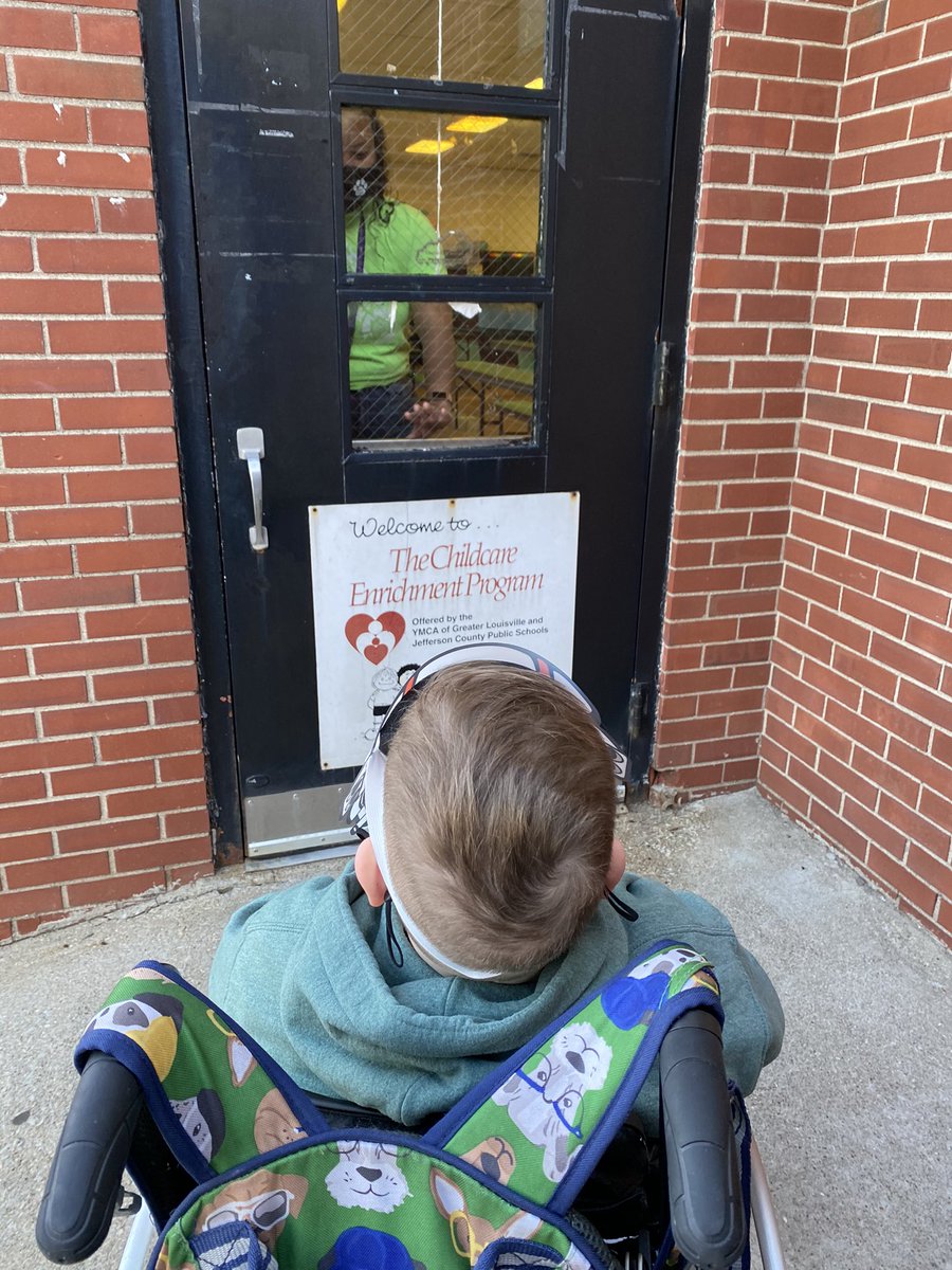 ErinRHinson's tweet image. “Mom I’m blasting off!” Yes you are buddy, yes you are! #JCPSReturn 

@WilderWildcats @JCPSKY