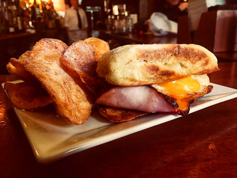 Available from Noon!
Home Made Soda Bread, <a href="/KerrygoldUSA/">Kerrygold USA</a> Cheddar, 4 Rashers Of Irish Bacon &amp; Sunnyside Up Egg + Cheese &amp; Onion Crisps! Limited Quantity Available!
#sodabread #irishcheese #irishbacon #irishbread #stpatricksday2021 #oldcity  #irishwhiskey #irishbeer #irishcocktails