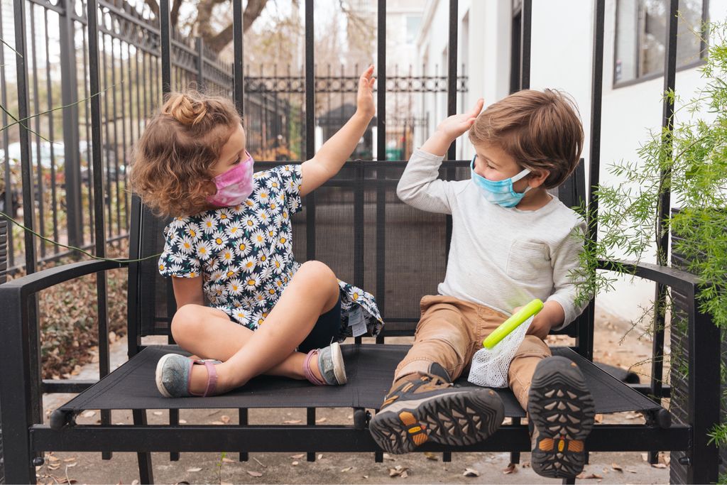☁️ Your minis can match you with their very own Tie Dye masks. Shop the new masks: buff.ly/3lo10NN.