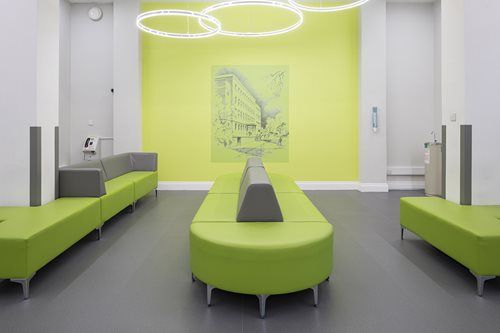How light and bright does this Altro installation look?
 
This is the Royal Cornwall Hospital Delivery Suite, where they utilised Altros Whiterock, Digiclad, Fortis, Pisces &amp; Wood, the full Altro treatment! 

Healthcare - Altro case studies buff.ly/3eDQ25m