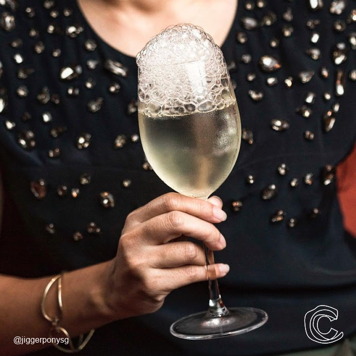 CocktailCreds's tweet photo. COOL COCKTAILS™ : CRYSTAL RAMOS GIN FIZZ
THE CLASSIC COCKTAIL REINVENTION BLUEPRINT
Check out this formula for successful re-imagination of classic cocktails courtesy of @JiggerandPonySG at https://t.co/SCxYwpHdR4
#coolcocktails #Jiggerandponysg #supportbars
#ramosginfizz https://t.co/4LWUbirbOv
