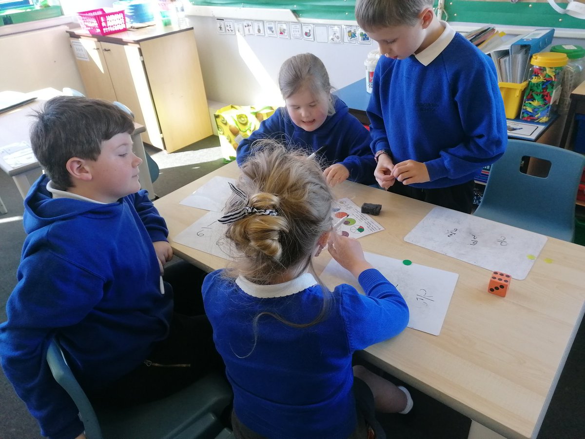 MacmerryPrimary's tweet image. P3/4 learning to find fractions of a whole!

#funfractions #macmerrypupilssucceed