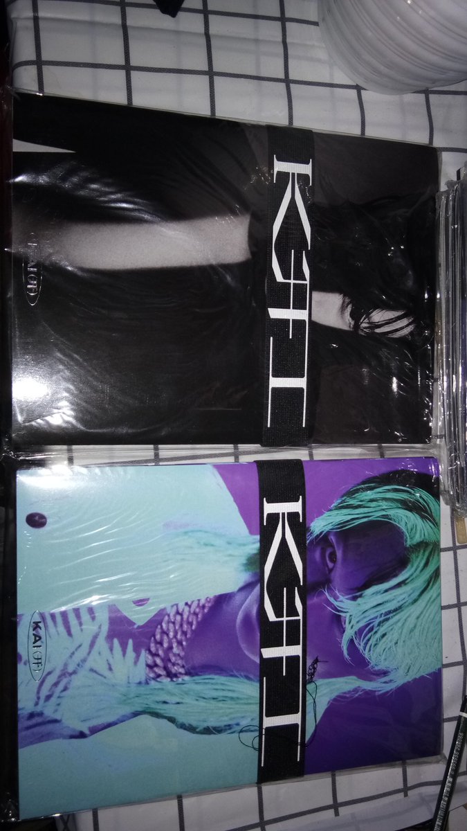 Mas_Chanyeol27's tweet image. WTS
album kai ready indo 280/pc (ready semua versi)

❌packing
✔️bisa oren