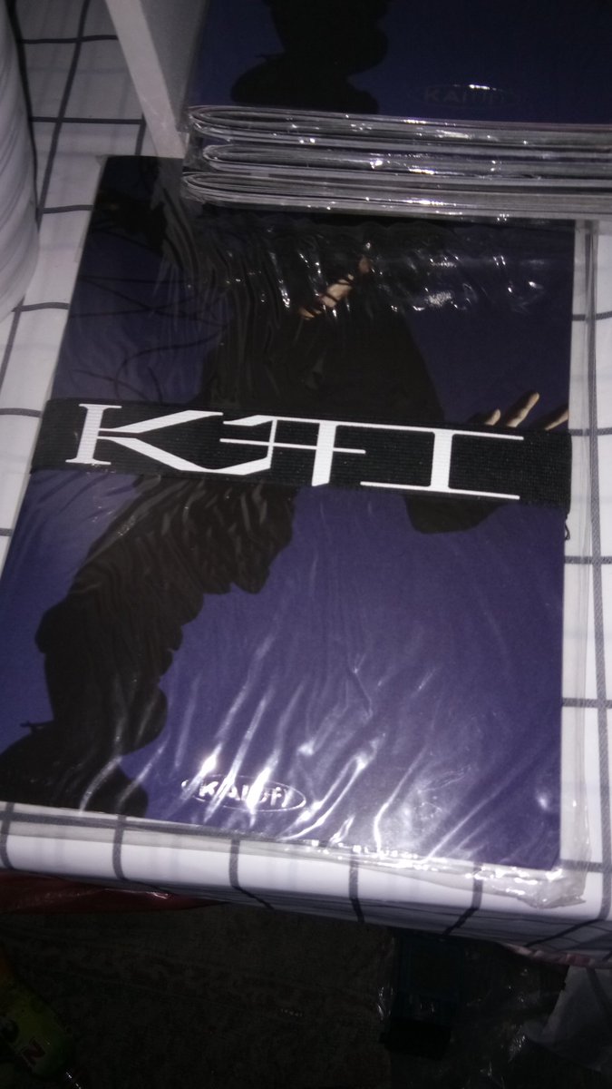 Mas_Chanyeol27's tweet image. WTS
album kai ready indo 280/pc (ready semua versi)

❌packing
✔️bisa oren