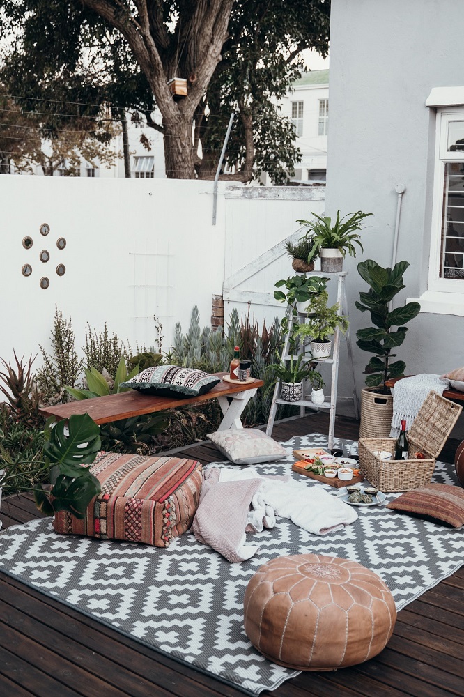 thisistidylife's tweet photo. New blog post! 7 Steps to get your garden ready for those long awaited outdoor picnic/BBQs: https://t.co/888GdKi5EP #ad #gardeninspo #outdoorliving https://t.co/zD19IHbAz1