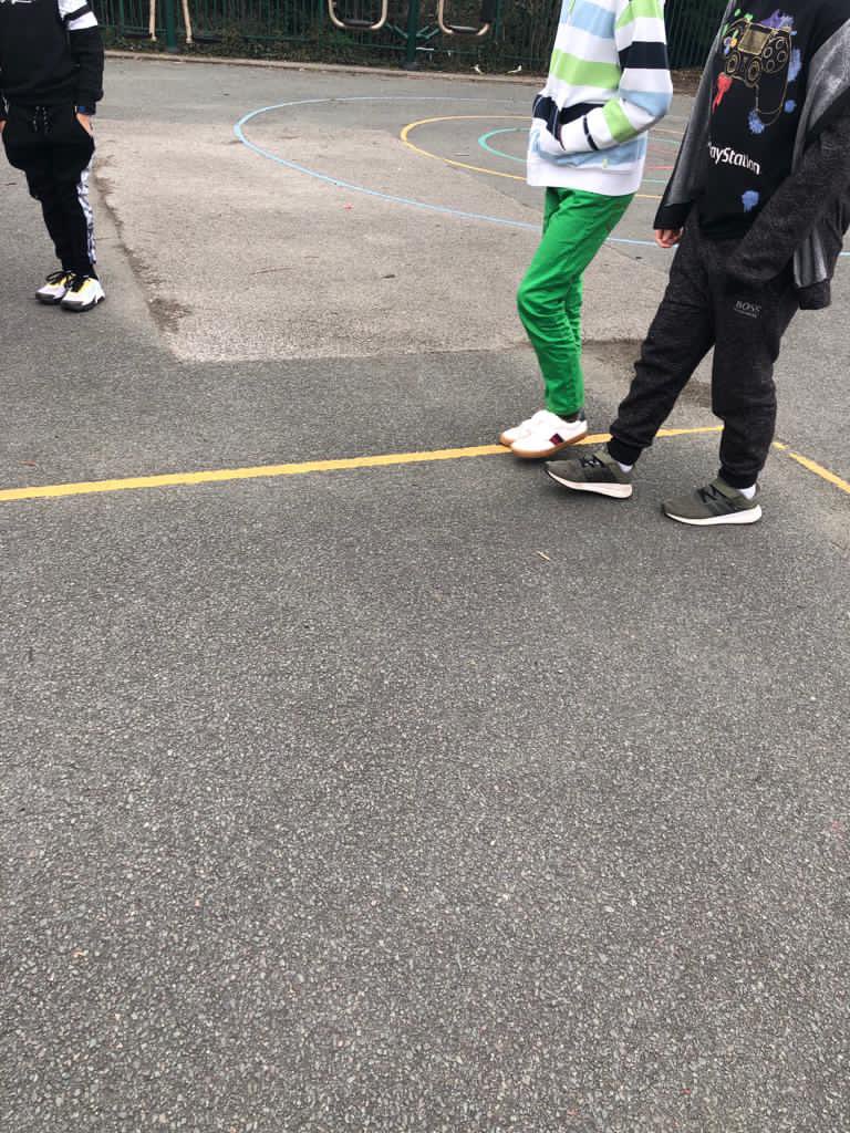 StTomMore's tweet photo. Year 3 exploring how to measure the perimeter of rectilinear shapes. #Maths #shapeandmeasure 🟥🟪🟦🟩🟨🟧 https://t.co/cd3aZvxteK