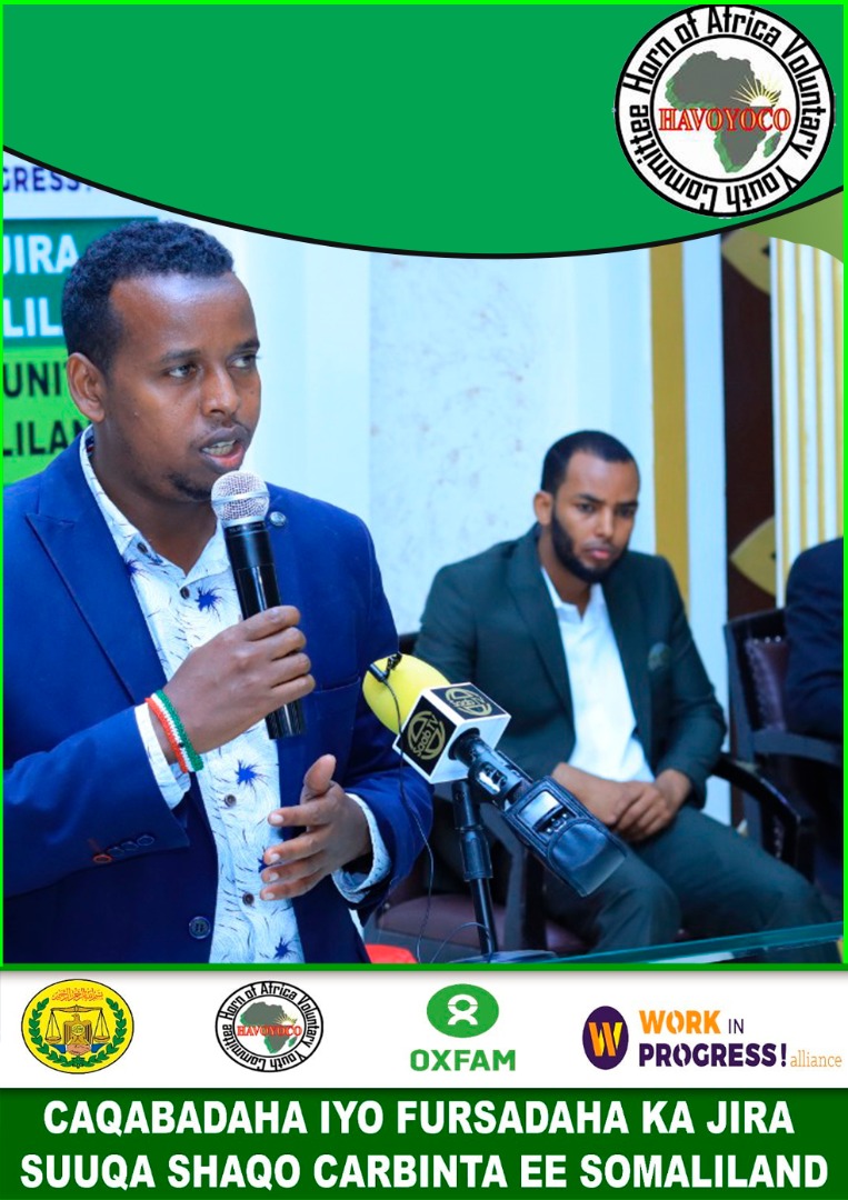 HAVOYOCO4's tweet photo. Kamal Hassan HAVOYOCOs Policy campaign manager opened the event, Kamal introduced the panels to the youth participants and also briefly explained tonight event discussions and the importance of internship for the youth graduates
#WIP
#internshipdebate202
#HAVOYOCO
#mesaf
#oxfam https://t.co/s84cDg6ijn