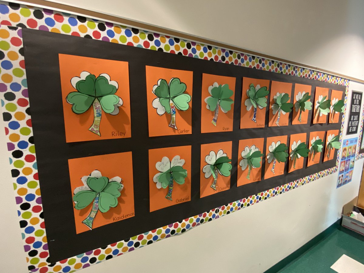 mrsconroyjtps's tweet photo. The #ConroyCrew is feeling 🌈lucky🍀 and they proudly shared their luck for all to see! #StPatricksDay #firstgrade https://t.co/hb4G6iqwIh