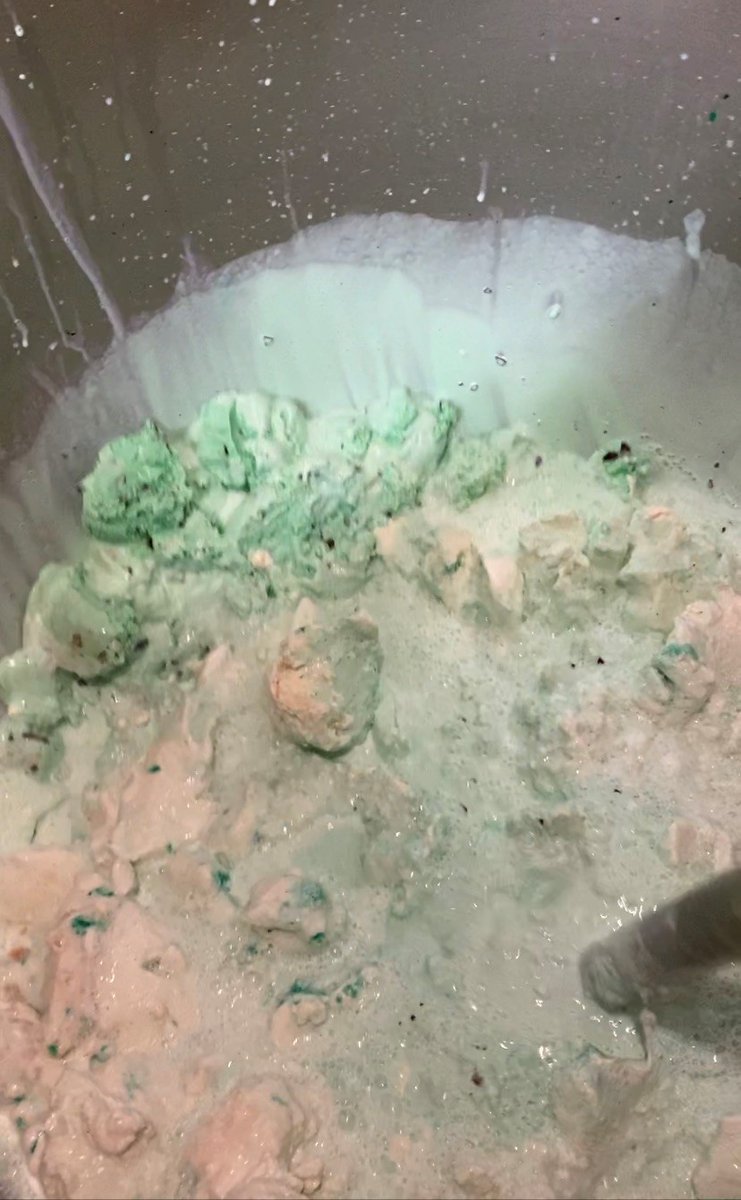 Messiah Dining tweet media