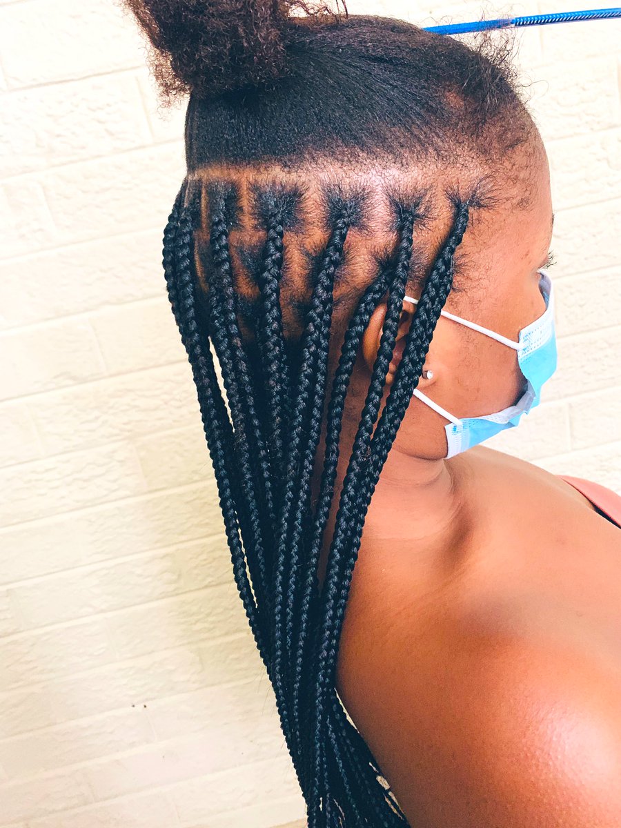 Knotless braids around Pretoria (central)