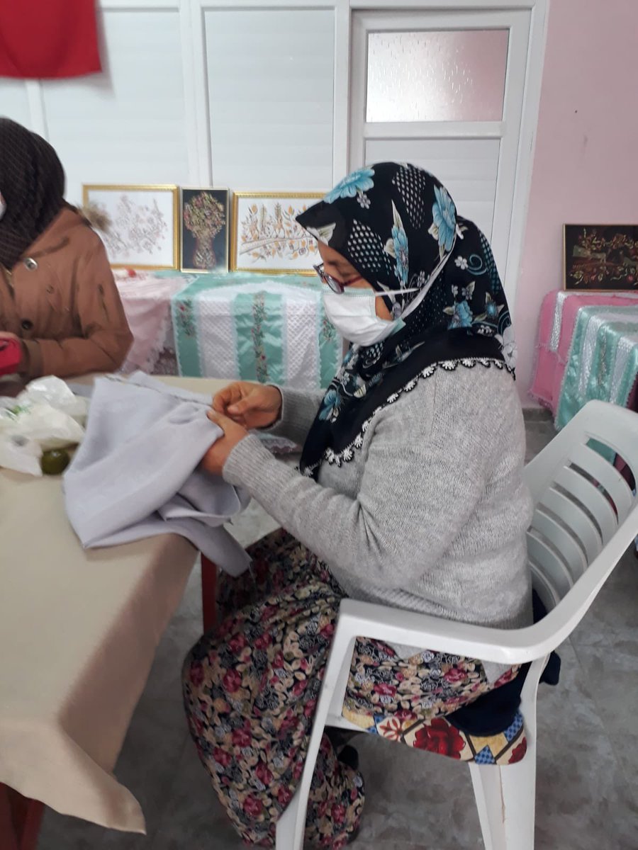 cemil_me's tweet photo. Köylerimizde üretim bilincini geliştirmek için  Halk Eğitimi Kurslarımızla  Adana Yüreğir ilçesine bağlı Çelemli,Akpınar,  Belören ve Yakapınar köylerindeyiz. https://t.co/tCBhyfcgnD