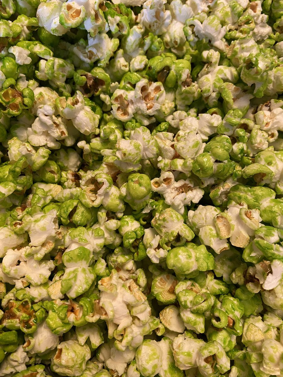 I’m tried my hand at non-traditional baking and make some green poporn!

(OOC: Yes I actually make this one myself, Admin makes artisanal popcorn)