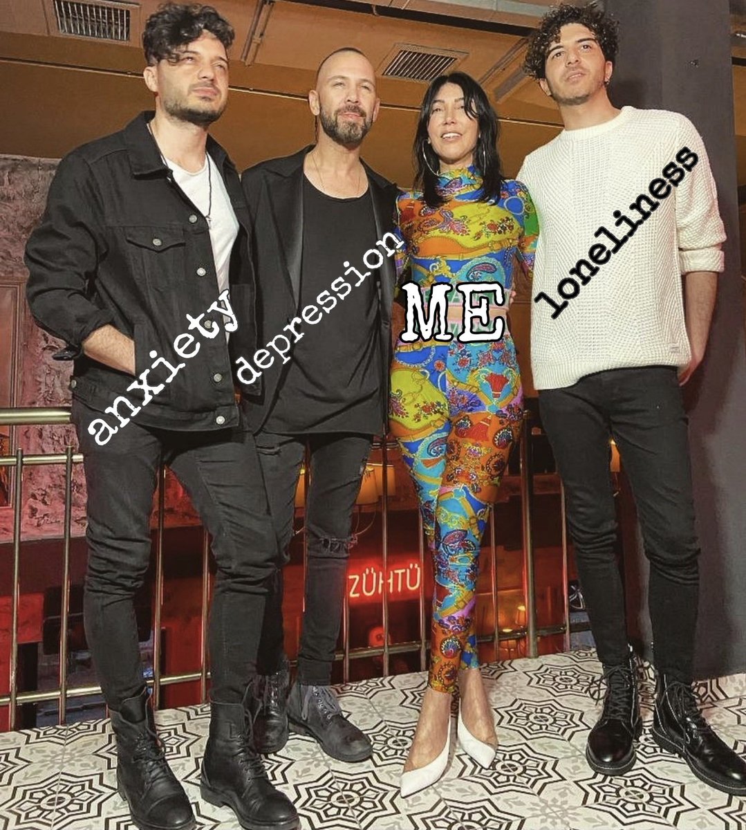 Hande özYener (@handeozyener) on Twitter photo 