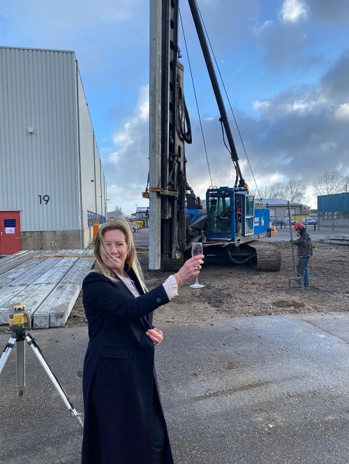 1e paal nieuwbouw geslagen! businessnetwerken.nl/zeeland/2021/0…