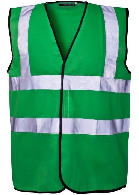 I felt like the winner of the Tour de France wearing my #StPatricksDay green jersey to cycle to Stephen's today (safety first). Except for the humpback bridge - I had to get off and push my bike up there. #kingofthemountains