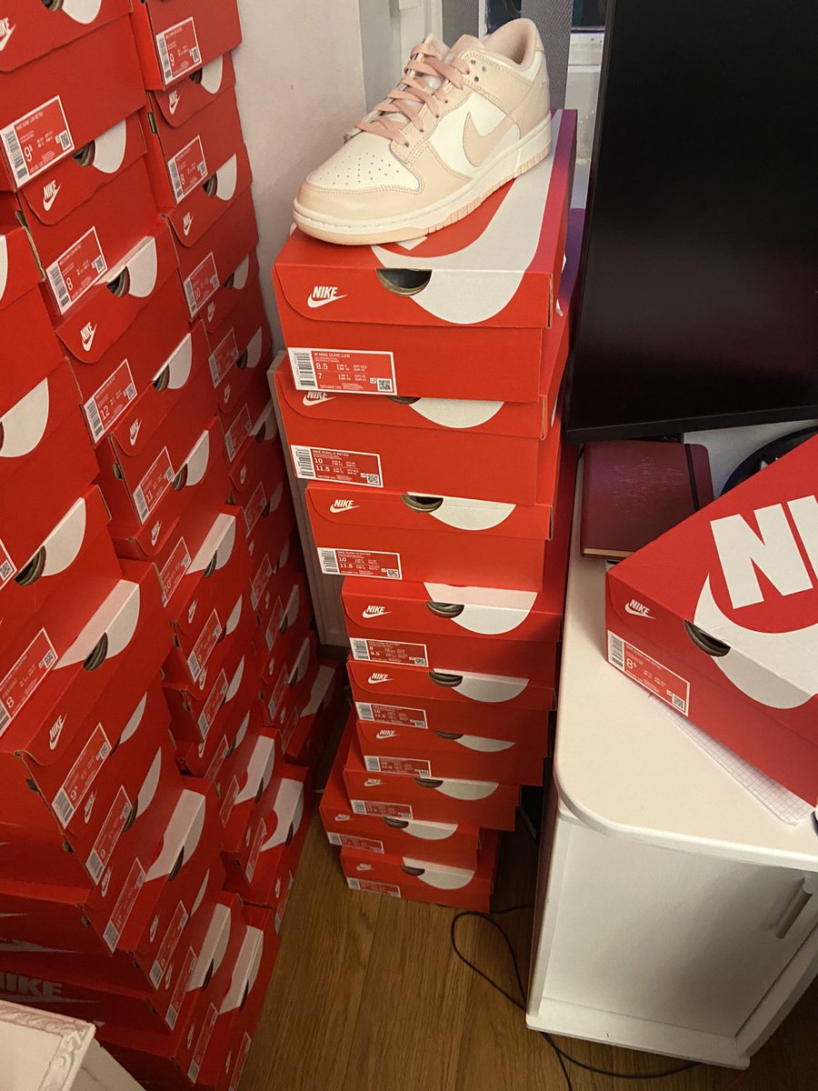 Parcels finally came 😍. Massive thank you to <a href="/QBotSuccess/">QBotAIO - Success</a> @cyberaiosuccess  and <a href="/CloverProxies/">CloverProxies</a>  🤠🤠