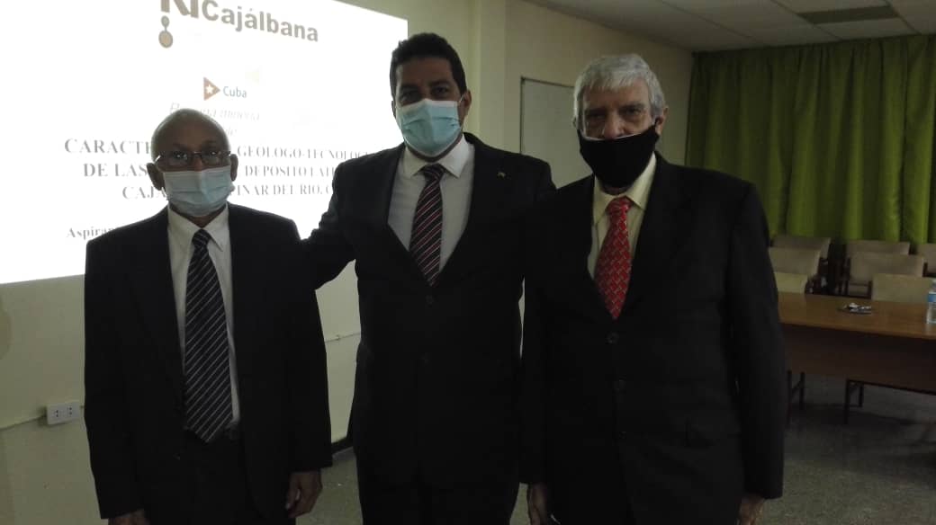 EnergiaMinasCub's tweet photo. Defendió hoy su tesis de doctorado, Juan Ruiz Quintana, @JuanRuizQuinta, nuestro director general de Minería. Avanzamos en la formación de profesionales #PorUnDesarrolloSostenible para #Cuba @CujaeRedSocial https://t.co/gK5A9Z38fg