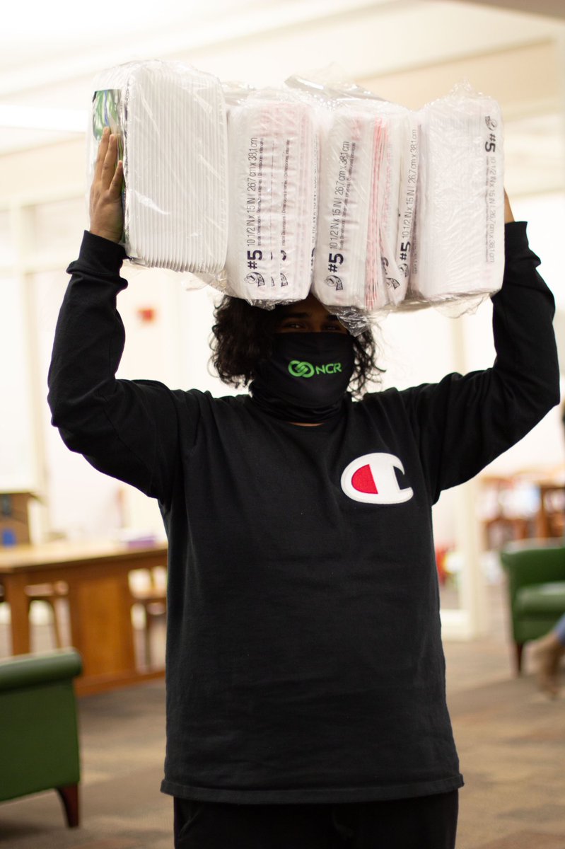 UGAHacks's tweet photo. Some of our first packages have been delivered...and we’re excited to see you guys receive it. 
📸Take a photo and tag us with #ugahacks6 and @UGAHacks https://t.co/oV73oa0kh3