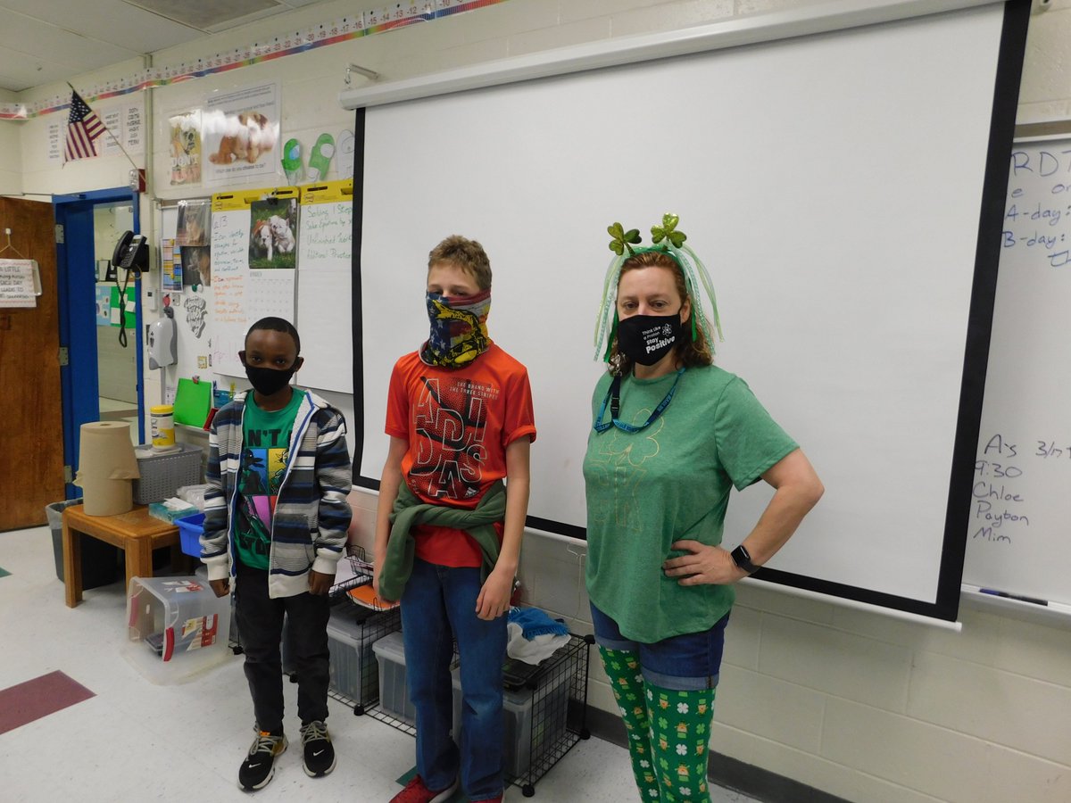 WSESSmithfield's tweet photo. Westside wears green to celebrate the resiliency shown by our students and staff for adapting to these unprecedented circumstances and persevering in spite of tremendous adversity during this pas year. #IWCSStrong #WSESStrong https://t.co/t3Qs6f4ArD