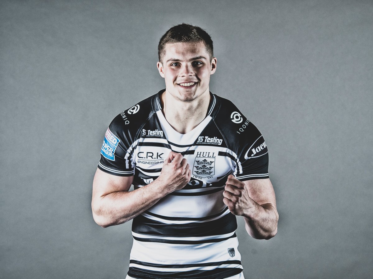 hullfcofficial's tweet photo. More to come from our💥𝐘𝐎𝐔𝐍𝐆 𝐆𝐔𝐍𝐒🔫 in 2021...👀

Which of our young players are you most looking forward to seeing in action this season? 🤔

⚫️⚪️ #COYH https://t.co/UBclVHQ24B