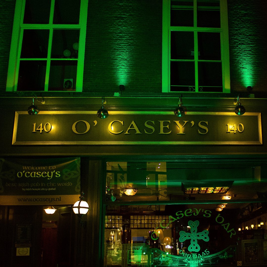 Bedankt <a href="/Ocaseysirishpub/">O'Casey's Irish Pub</a> in Den Haag, die dit jaar groen kleurt voor St. Patrick's Day! #HappyStPatricksDay #GlobalGreening <a href="/IrelandinNL/">Embassy of Ireland in The Netherlands</a>
