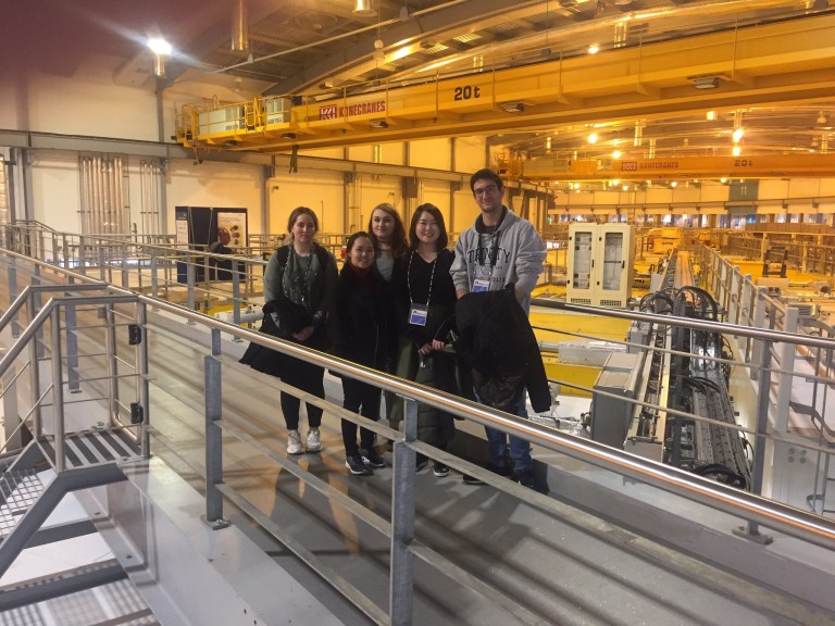 Are you intersted in working closely with industry during your #PhD in #materialsscience? We have still a few #studentships available for our October 2021 intake. Check our homepage for more info on projects and how to apply: cdt-acm.org/phd-opportunit…