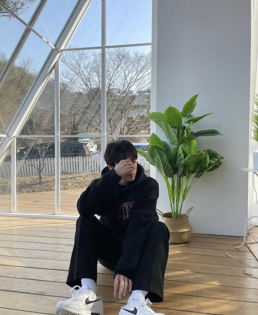 bornin96s's tweet photo. คอลเลคชั่นแอบถ่ายแฟนลงสตอรี่ให้เพื่อนทัก https://t.co/LjJPPptwwq