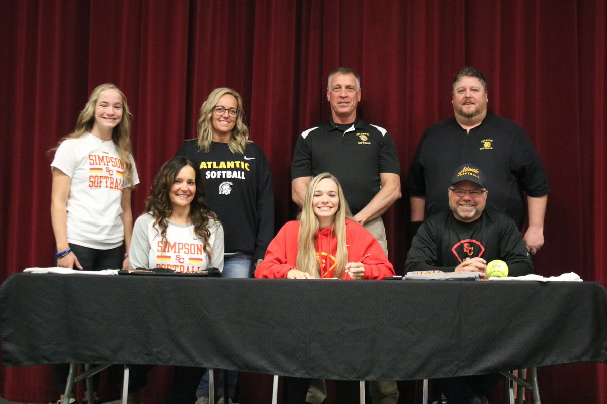 trojansoftball3's tweet photo. Congrats to Caroline Pellett on signing to Simpson College today to continue her softball career!!🥎♥️ https://t.co/WnIimJcvsl