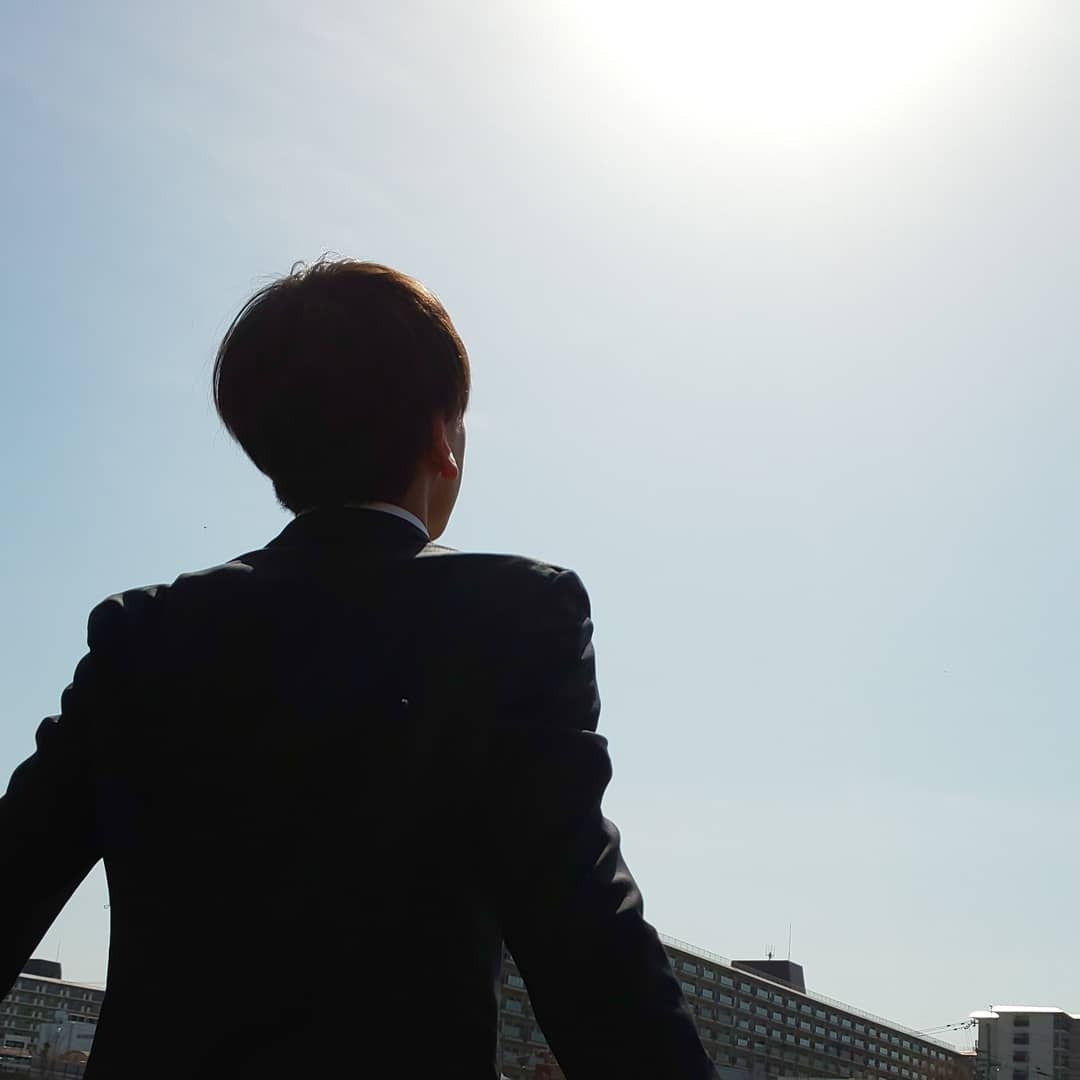 kimutatu48's tweet photo. 卒業したお（ショーシャンク風） https://t.co/XxhlfJvXJp