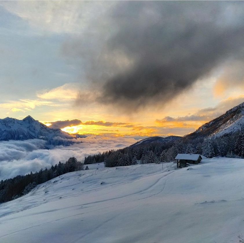 Valle_dAosta's tweet photo. Cartoline dalla #ValledAosta
Champlong e il Col de Bornes (#Verrayes)
📷 Vittoria Perseghin
https://t.co/mPCqm0l8pF
#17marzo #VisitValledAosta https://t.co/z5mLPTDtY5