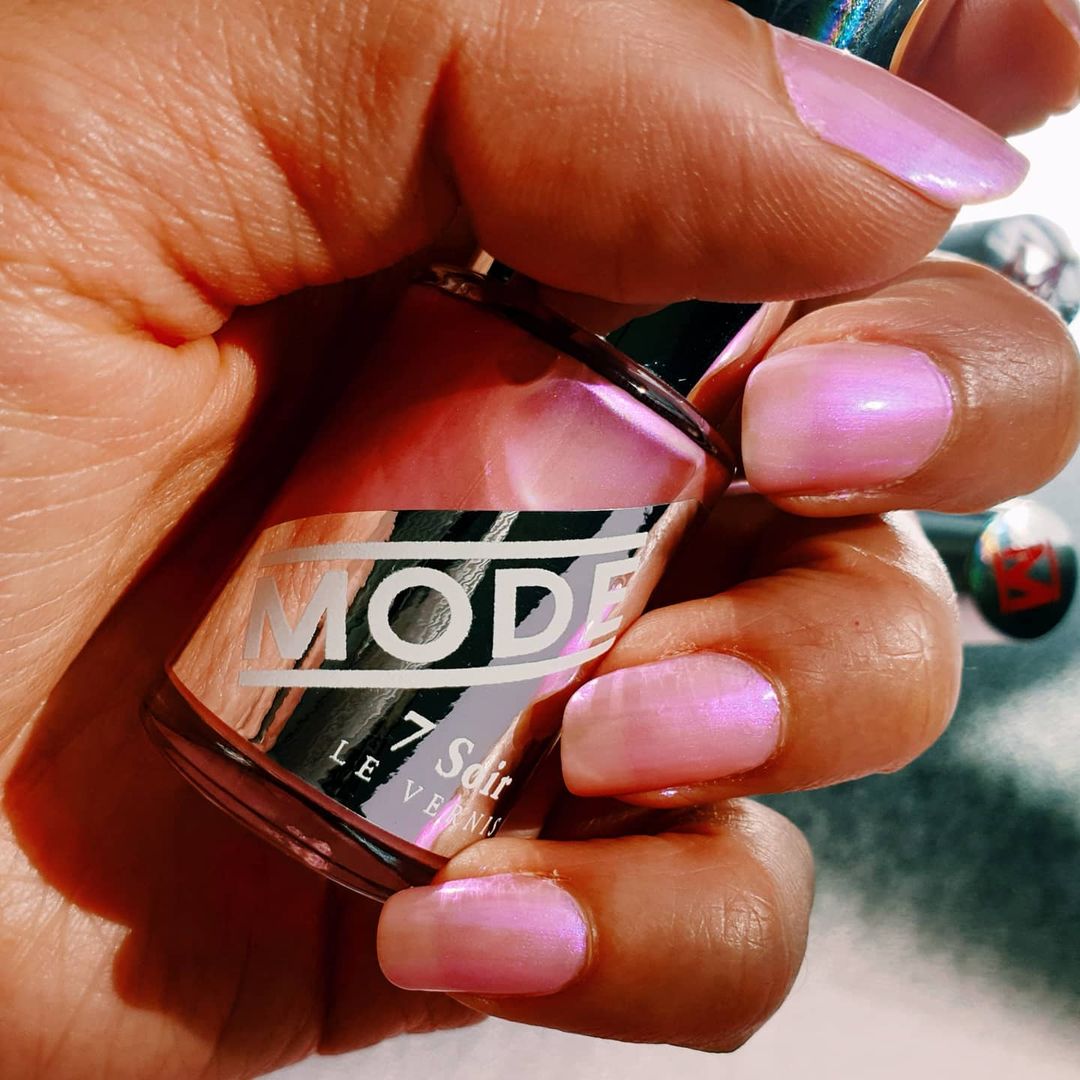 MODEcosmetics's tweet photo. Chiffon Haze sings to the spirit + let's us dream of sunny days🌸Lacquer up in our psychedelic ultraviolet mother-of-pearl pink https://t.co/VQwbXpv3zg #MODE #MODEcosmetics #pinknailpolish #naillacquer #vegannailpolish #crueltyfreecosmetics #veganbeauty https://t.co/TGrthFQrSz