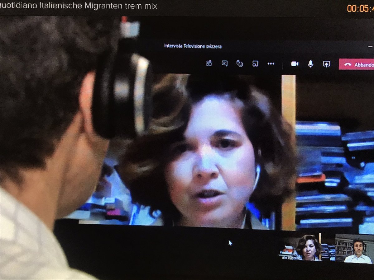 TrefogliMichele's tweet photo. Come il #Covid_19 cambia il profilo migratorio. Questa sera al Quotidiano il fenomeno crescente dei precari provenienti dall’Italia alla ricerca di qualsiasi impiego.  E per il dopo pandemia in Svizzera è attesa un’ondata di arrivi. #RSI #rsinews #migrazione https://t.co/1vEYelToiD