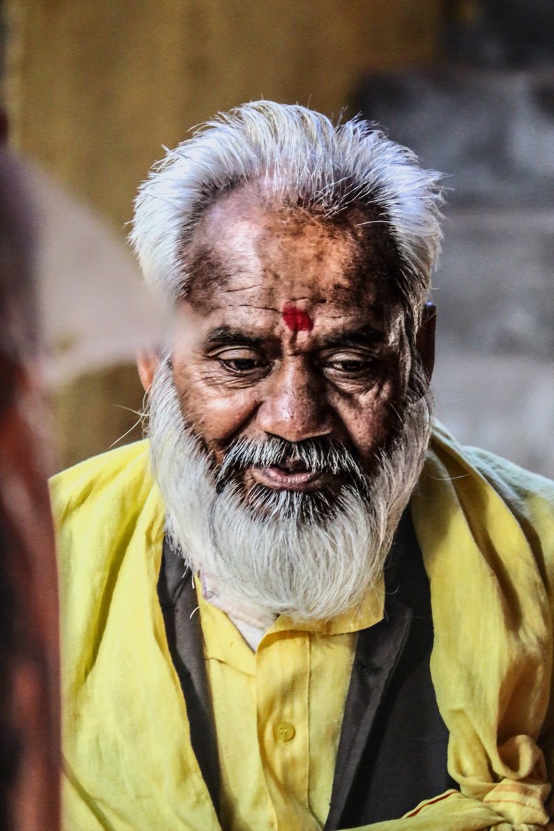 TheAmbivertNerd's tweet photo. Religion is one common blanket covering almost every single human being. #religion #streetphotography #work #wednesdayfever #photoshoot #onelasttime #onelastthing https://t.co/SktTEmtjPp