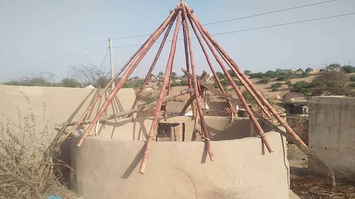 Al_Midrar's tweet image. المدرار انسٹیٹیوٹ کی جانب سے تھر میں آگ کے باعث جل جانے والے مکانات کی مرمت کا کام جاری.

☎️ 𝗣𝗵𝗼𝗻𝗲:
👉 +92 331 4153322
👉 +92 333 0665954
📧 𝗘𝗺𝗮𝗶𝗹: info@almidrar.com

#Welfare #welfarestate #WelfareSystem #welfarefirst #welfareofchildren #welfareorganizations  #helpout