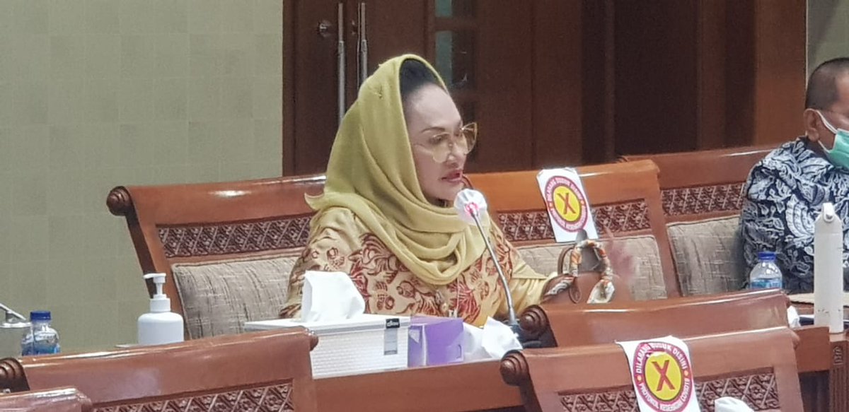 dewiasmara_id's tweet photo. Bersama seluruh anggota Komisi IX menyoroti keseriusan Pemerintah dalam mendukung pengembangan vaksin dalam negeri: Vaksin Merah Putih dan Vaksin Nusantara. Jangan sampai vaksin hasil inovasi anak bangsa dianak-tirikan di negeri sendiri. 

#dewiasmara  #sukabumi #golkar https://t.co/Mas0yEnVhj