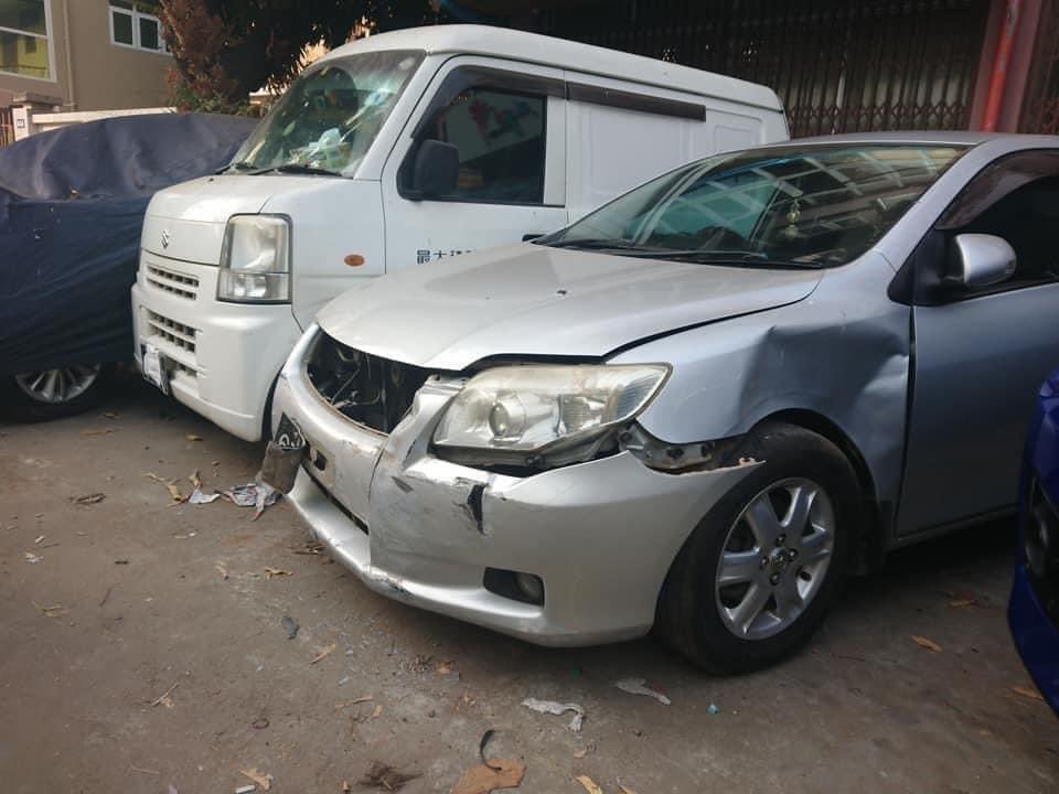 The coup forces opened fire on Maga Road in South Okkalapa Township at around 8 last night and destroyed six cars parked on the road.
Residents did not respond to the violence, but armed forces destroyed cars and CCTV cameras on the road.

#WhatsHappeningInMaynmar 
#Mar17Coup
