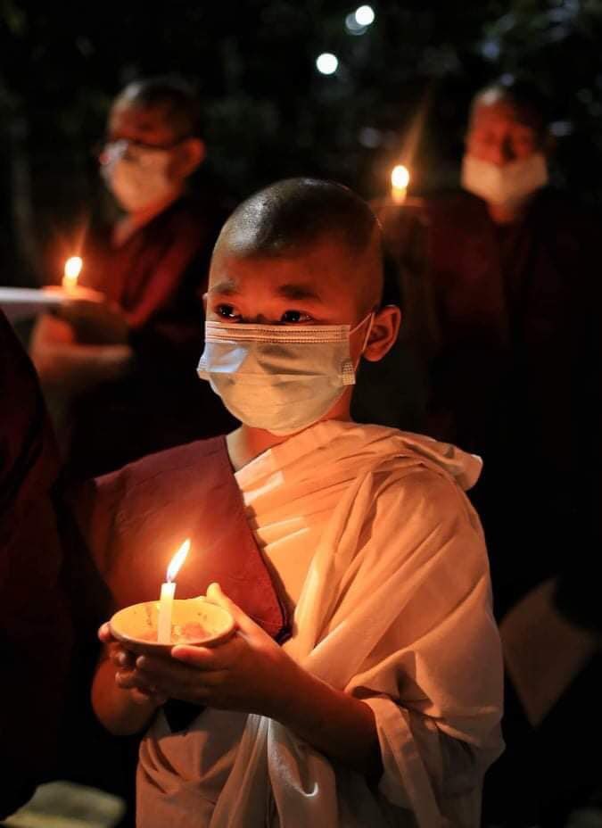 EiTzKhin14's tweet photo. May your souls rest in power, dear fallen heroes in #BurmaSpringRevolution.
We will fight for you. We will fight for federal democracy. We must win!
#WhatsHappeningInMyanmar
#Mar17Coup
#MilkTeaAlliance https://t.co/JdoBSorCNf