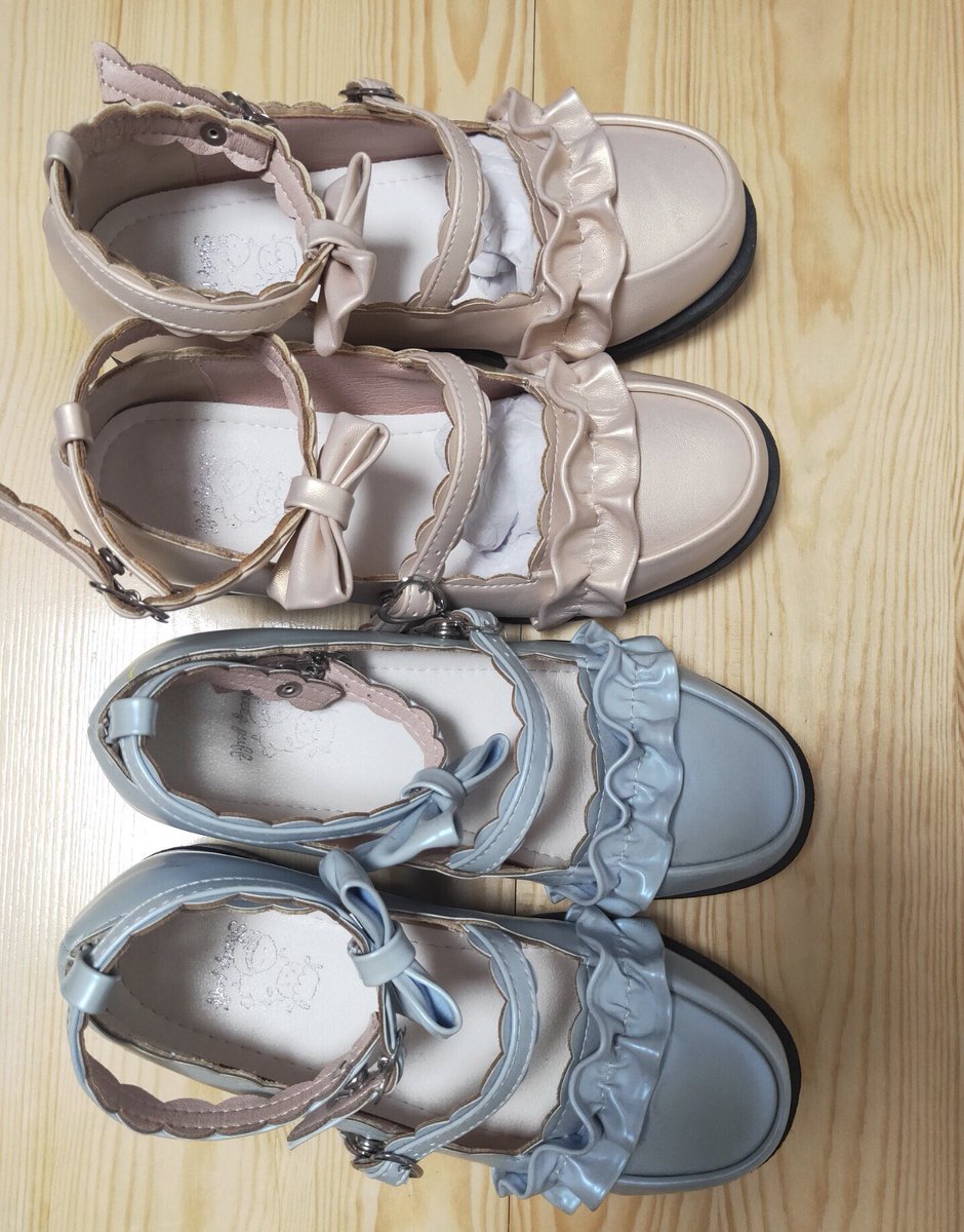 sisiainimum's tweet photo. 晚安了哥哥们，不���道怎么回事感觉玩屁眼比玩逼感觉来的快，好像来个大jb去开发我的屁穴，原味lo鞋继续出哦
#原味白袜 #原味高跟鞋 #原味袜 #原味jk #原味jk鞋 #臭脚 #白丝裤袜 #屁眼 https://t.co/Xo6FPwugRi