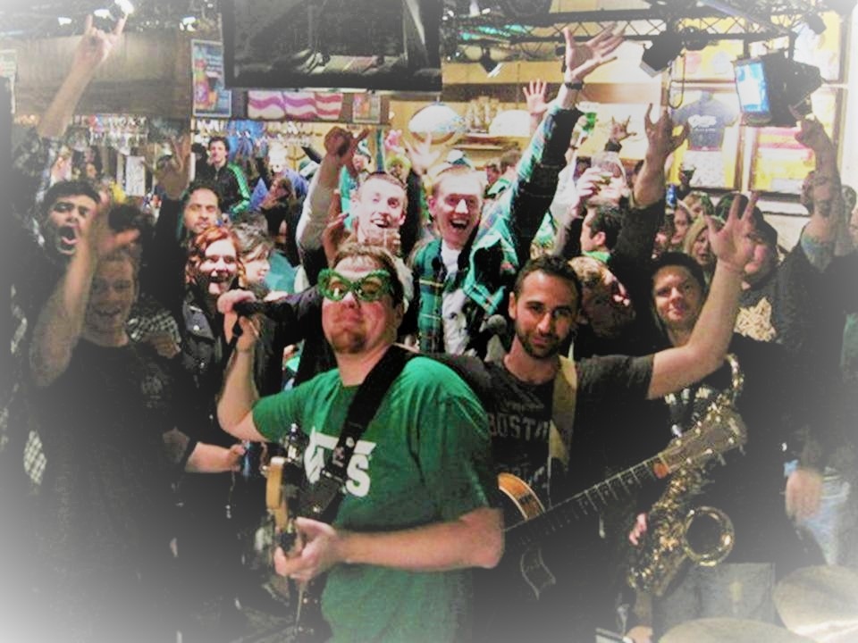 Happy St. Pattys! Can't wait till we can all celebrate in person again! 
#stpatricksday #green #lucky  #stpaddysday #stpattys #saintpatricksday #happystpatricksday #cheers #celebrate #party #festive #festivities #celebrate #fun #cheersboston #boston #livemusic
