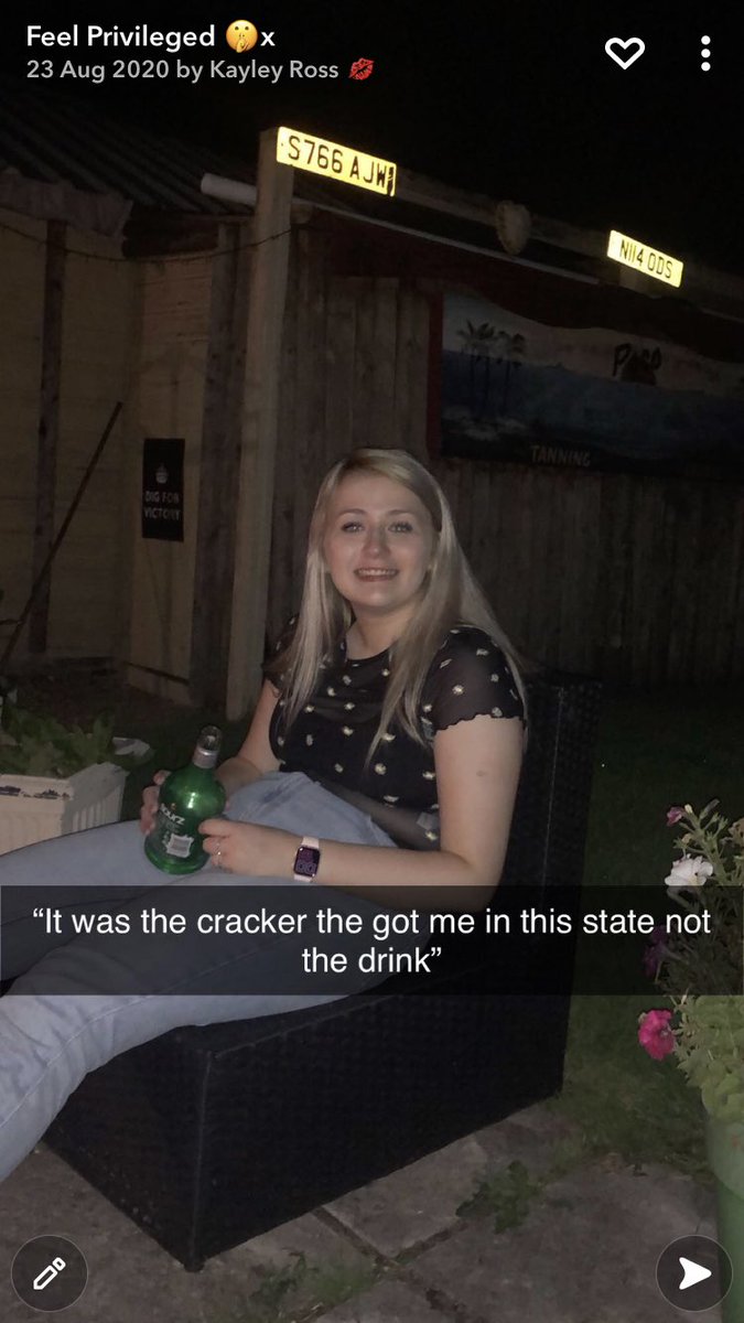 KayleyRoss2's tweet photo. Happy birthday @estevenette_  hope you have the best day and can’t wait to celebrate and get drunk with you v soon, love youuuu 🥳💖 https://t.co/dmfRx9QYnM