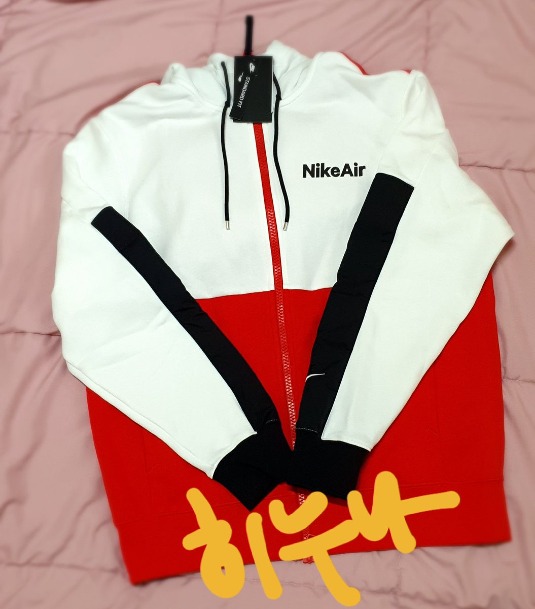 헿ㅎㅎ 예뿌게 잘 입어줘서 고마워❤❤
#김재환 #kimjaehwan