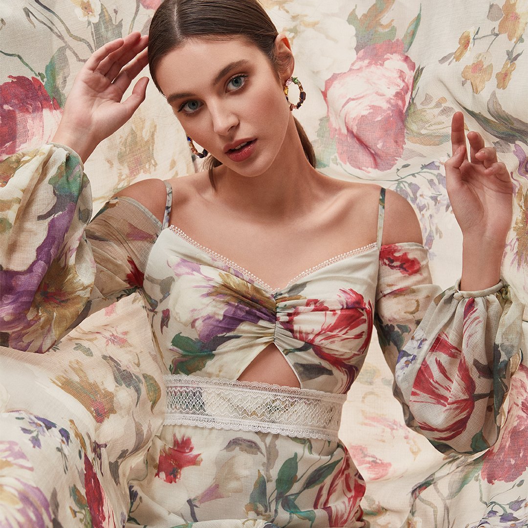 En güzel kutlamalara çiçek açıyoruz 🌸

Bu yaz davetlerde rengarenk çiçeklerle süslenmek ister misin? Çok yakında mağazalarımızda ve online da!
#olegcassini
