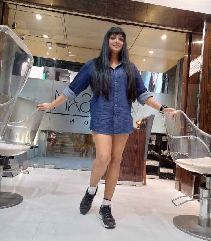 RichaaaSharma's tweet photo. Beautiful Girl With Beautiful Haircut #parlourday @SatishAAP @ArvindShrama483 https://t.co/qkdJwAOG8H