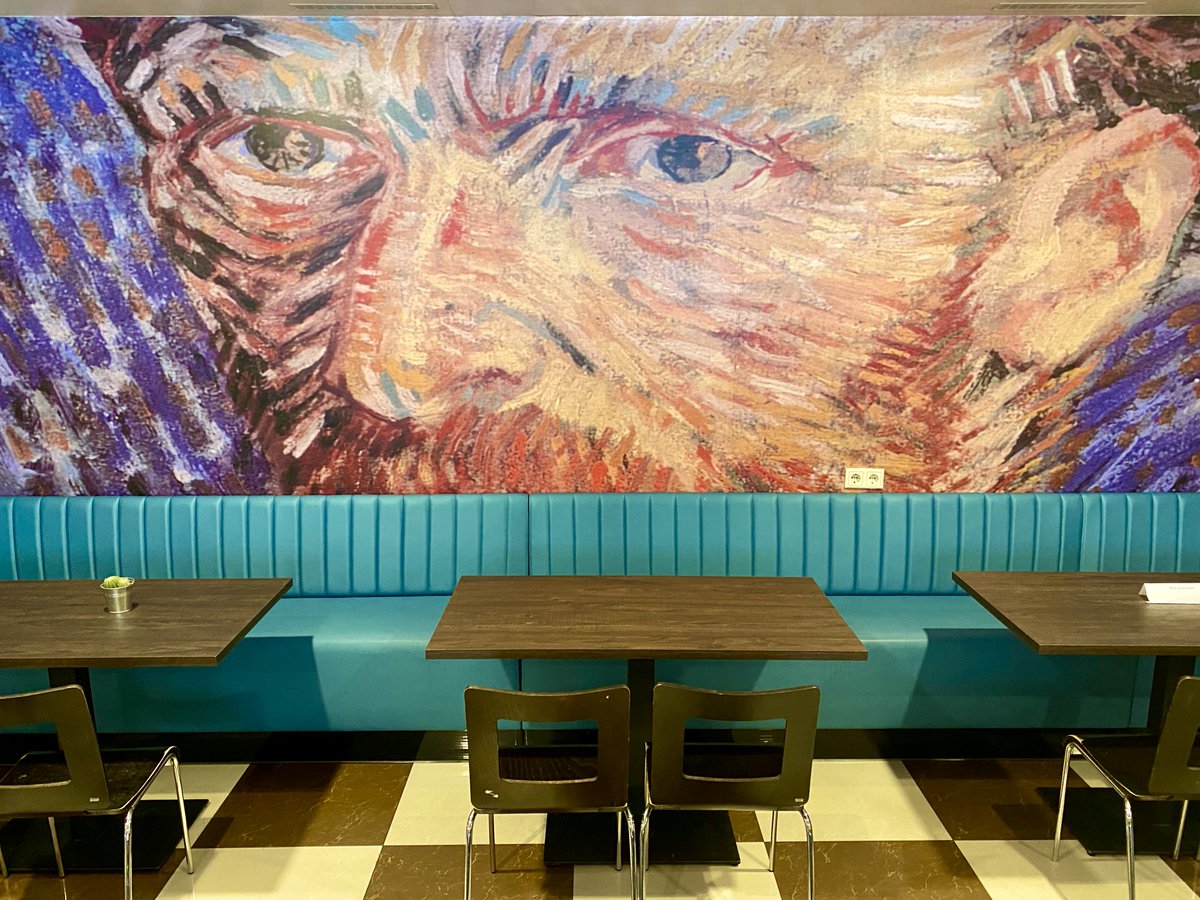 Ontbijten, terwijl Van Gogh goedkeurend toekijkt. 

Dat wil je toch meemaken? ☺️

📸 XO Hotels Van Gogh

#xohotels #amsterdam #vangogh #wanderlust #hotels #hotellife #comingsoon #welcome #staycation #lekkerwegineigenland #nederlandheeftalles

xohotelsvangogh.com