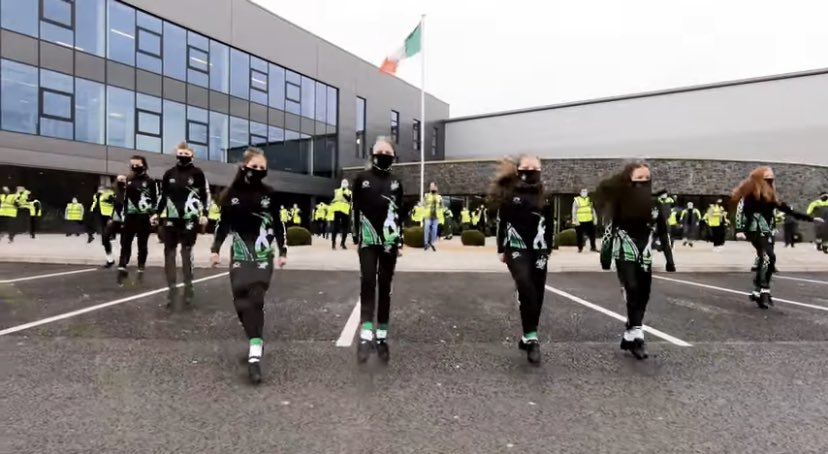 BPDMERCH's tweet photo. Happy St. Patrick’s Day!! Watch the Combilift team take on the Jerusalema dance challenge here! 
https://t.co/JB6Af8OaFY

“Lifting spirits globally.” 

#Jerusalemadancechallenge #Combilift #StPatricksDay https://t.co/GHuxTqgsT9