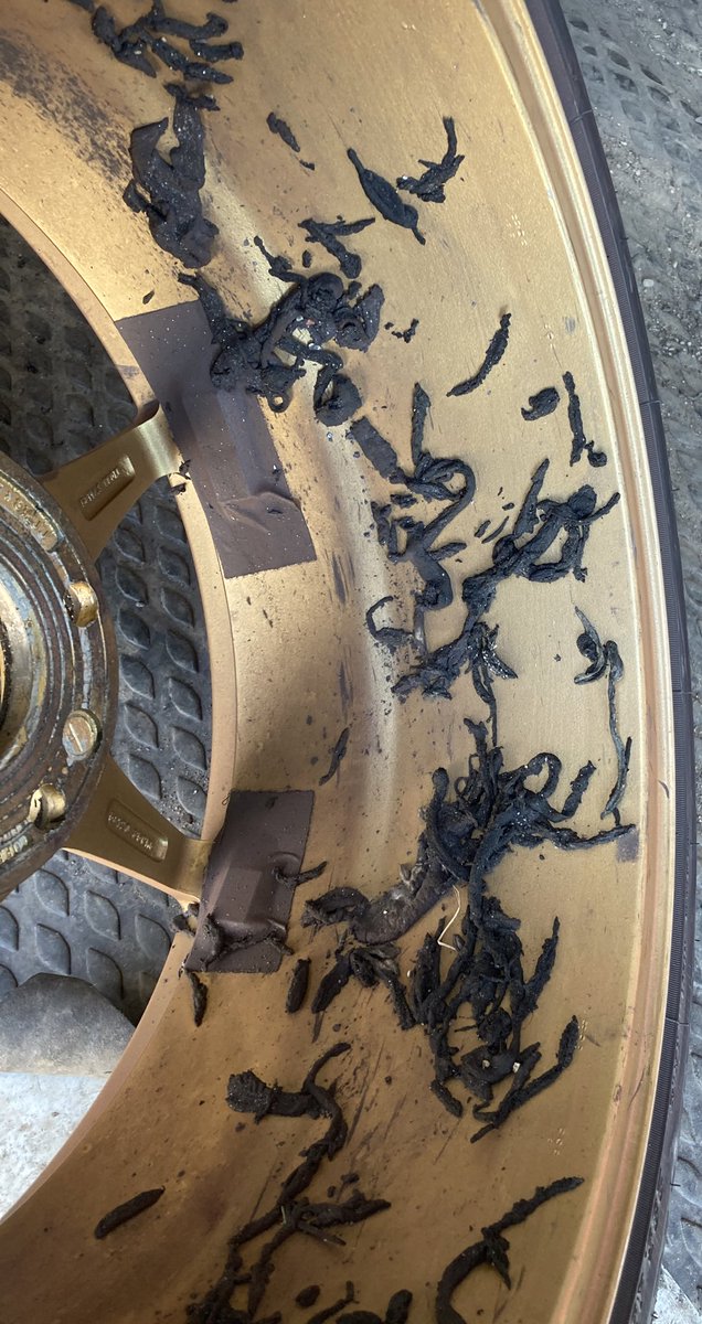 amenity_auto's tweet photo. My favorite signs of the season! 😁 #amenitymobiletires #mobiletireshop #mobiletireservice #itsraceseason #nittotires https://t.co/N81em7oXMA
