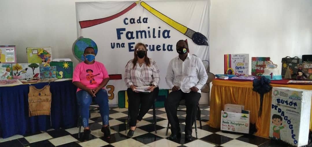 Ministerio del Poder Popular para la Educación tweet media