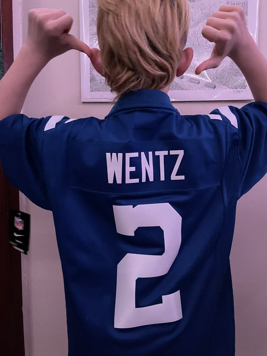 GioThePodcaster's tweet photo. thank u @Colts 🙌 i am so happy to have my guy @cj_wentz new jersey https://t.co/jNNUQwzPPj