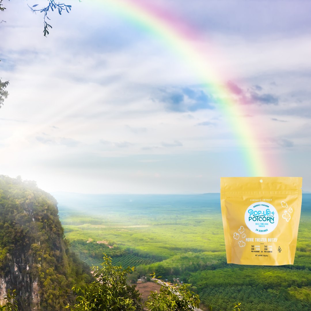 We found pure gold at the end of the rainbow! Happy #StPatricksDay fam! Hope you are enjoying all things green today🌱